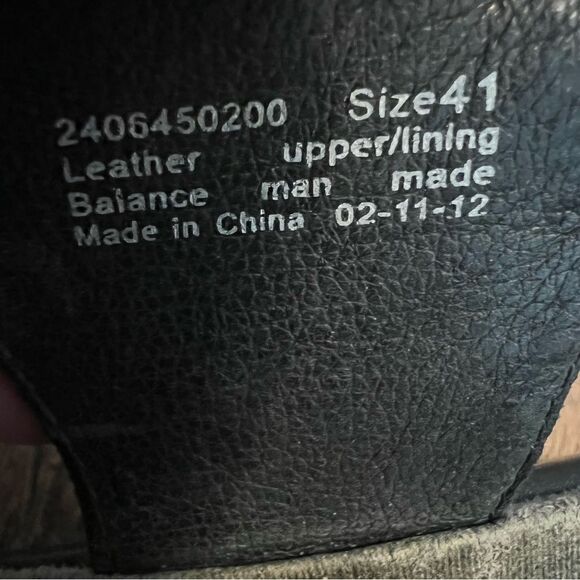 Dansko Dani Swirl Coffee Orthopedic Sandals
Style# 2406450200 Size 41 - Picture 11 of 16